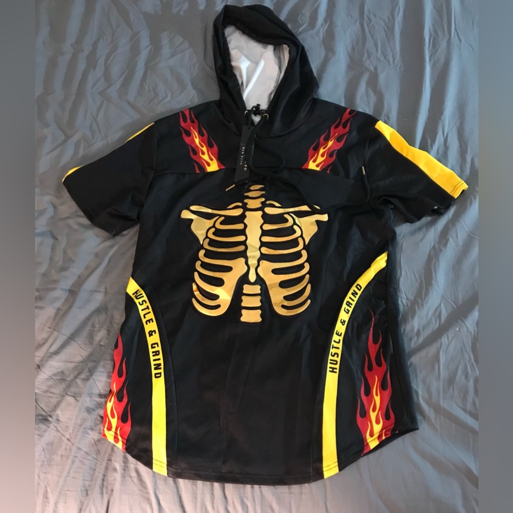 M. Society N Mad City pullover short sleeve hoodie New